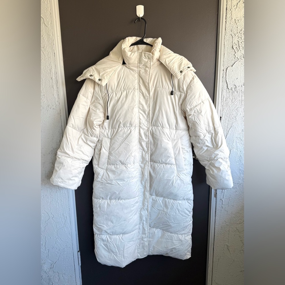 Elegant Long White Puffer Coat